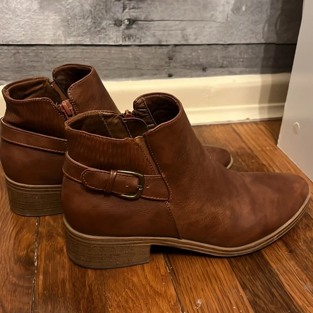 Booties - Picture 3 of 4